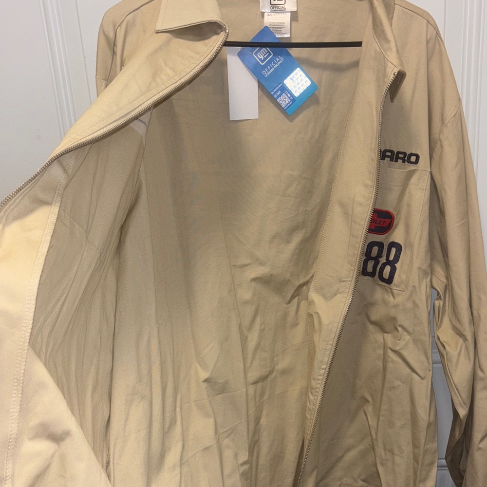 Camaro Beige Jacket - Picture 7 of 9